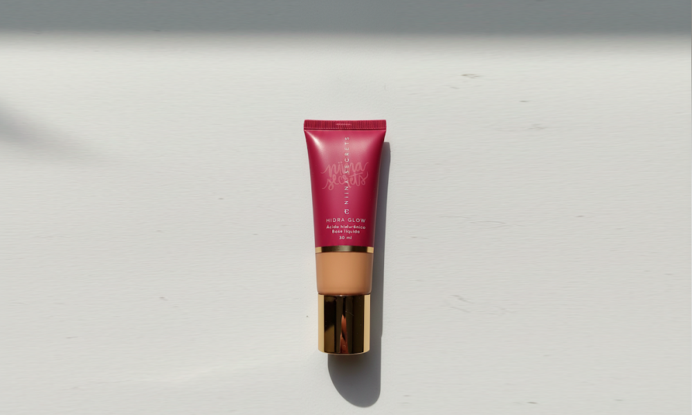Resenha Base Líquida Niina Secrets Hidra Glow