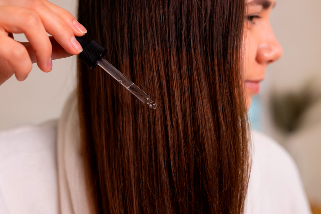 Óleo de rosa mosqueta para cabelo: descubra todos os benefícios