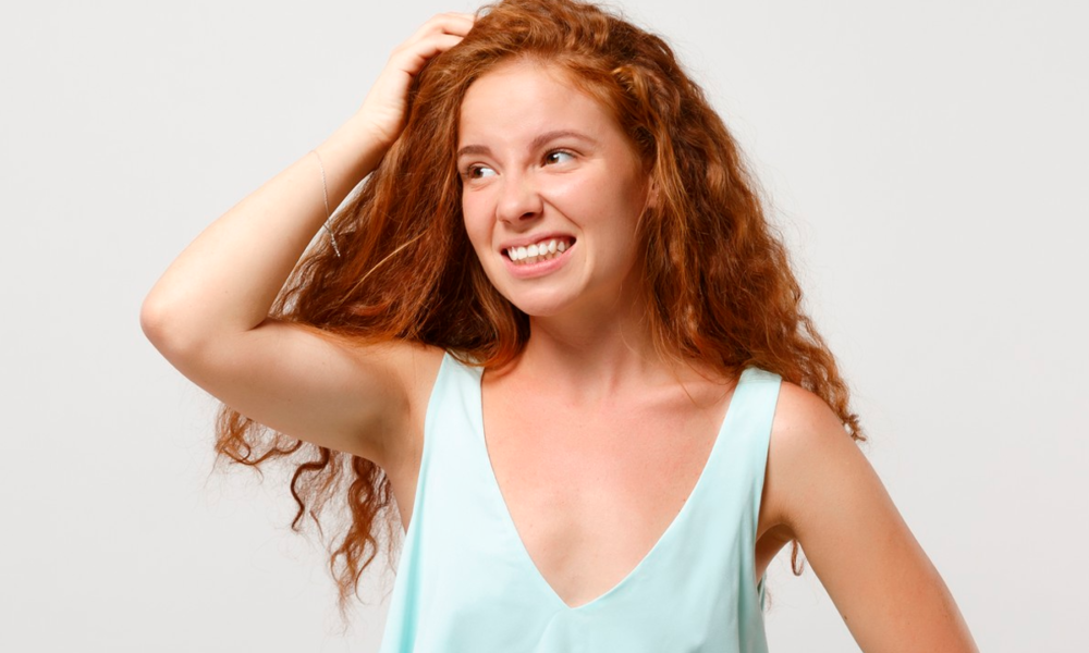 Desembaraçar o cabelo sem quebrar os fios