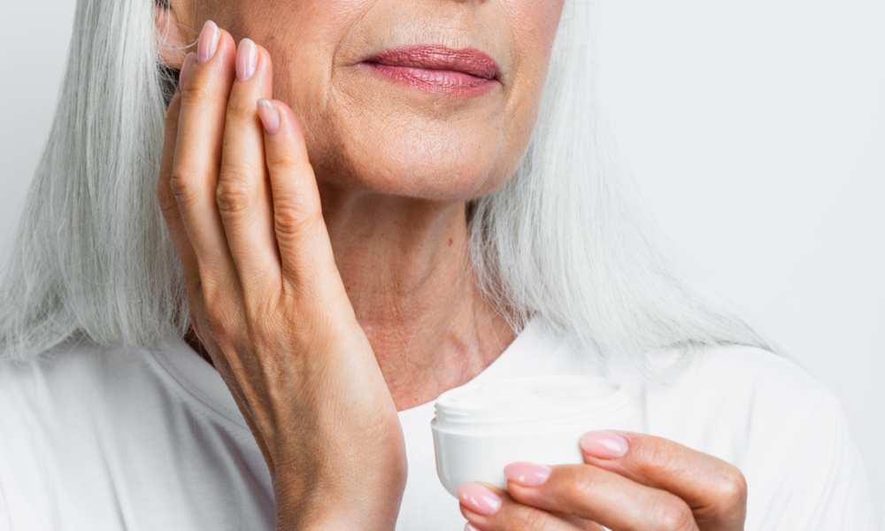Os benefícios do uso de creme antissinais
