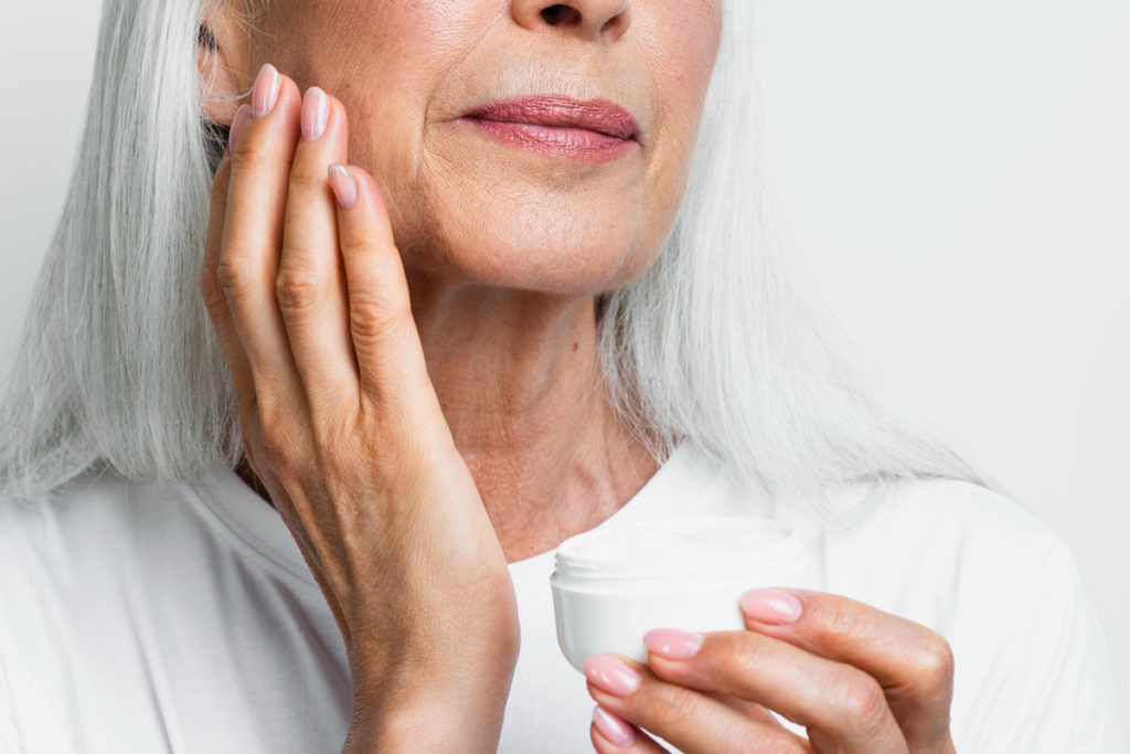 Os benefícios do uso de creme antissinais