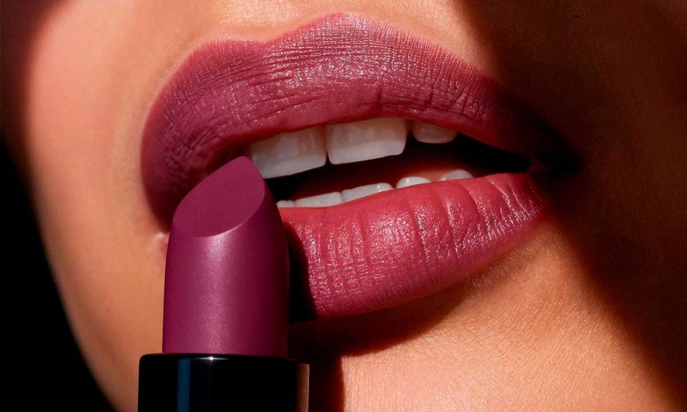Quais as diferenças entre gloss e batom