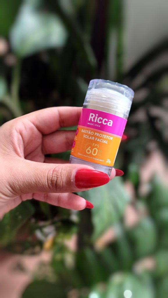 Resenha Bastão Facial Protetor Solar FPS60 Ricca