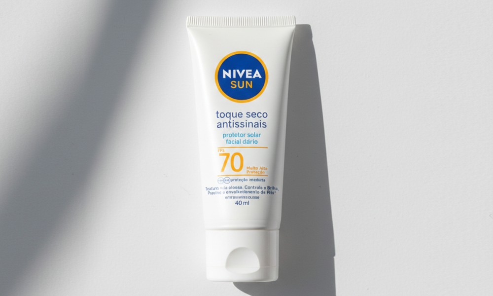 Nivea Sun Protetor Solar Facial Toque Seco Antissinais FPS 70